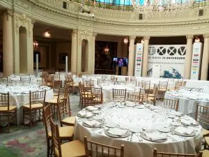 Party Rent : silla Tiffany oro eventos